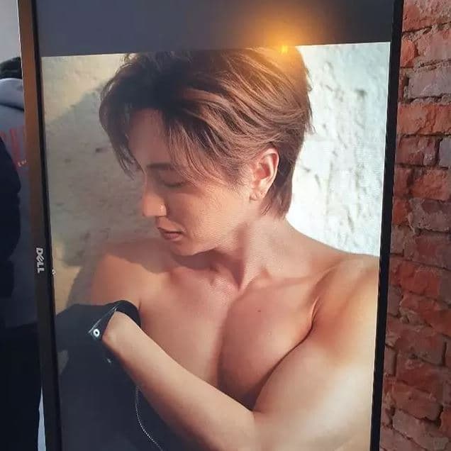 슈퍼주니어 이특, 명품 복근 공개..."빨래도 가능하겠어♥"