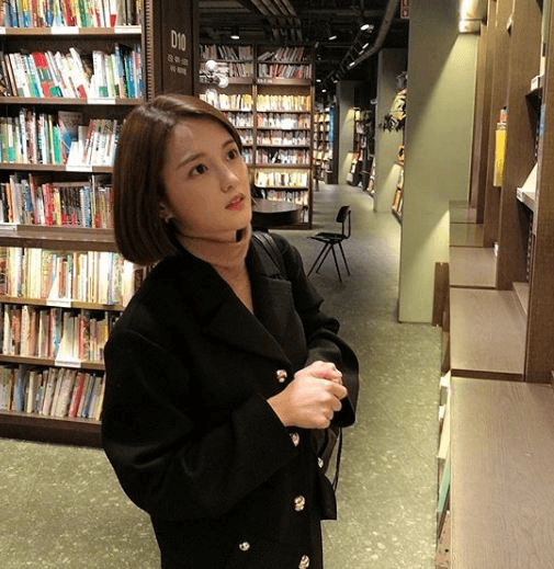 요즘 대유행이라는 ‘칼단발’ 완벽 소화한 남보라, “분위기 여신의 자태”