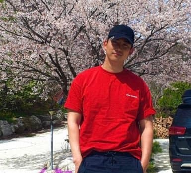 옥택연은 열애 ing...(+여친 정체, 목격담)