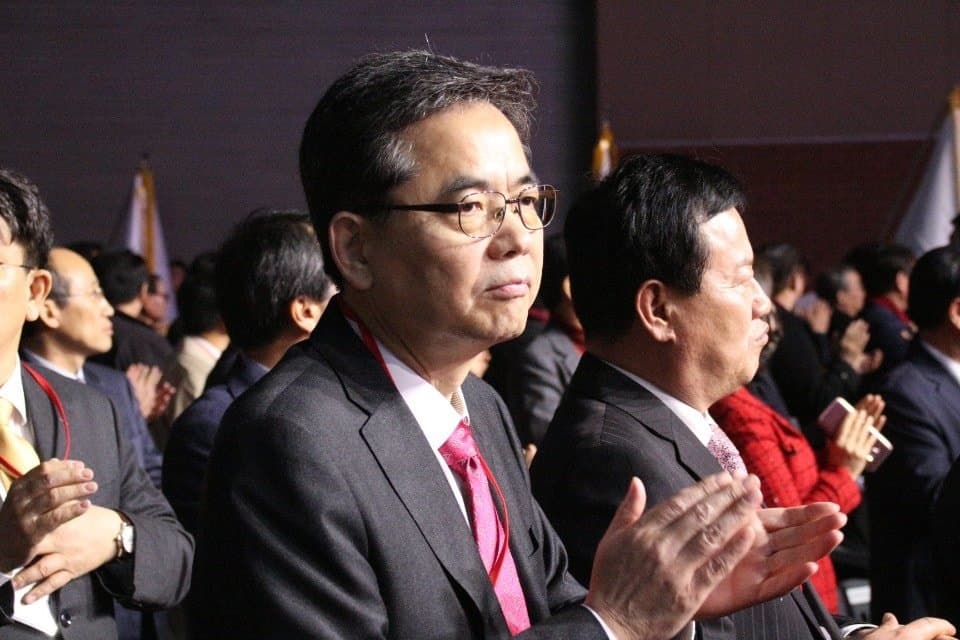 문 대통령=베짱이? 제대로 저격한 곽상도 의원