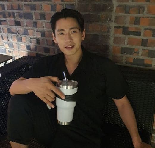 소년미가 매력적인 배우 유태오, 안타까운 소식 전해져