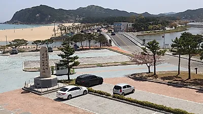 고성 송지호 '바다하늘길' 정식 개통 한 달 만에 12만7천명 찾아